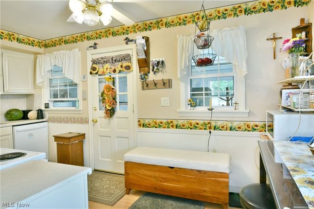 7435 Westview Drive, Youngstown, OH 44512