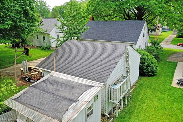7435 Westview Drive, Youngstown, OH 44512