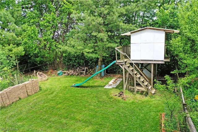 7435 Westview Drive, Youngstown, OH 44512