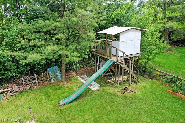 7435 Westview Drive, Youngstown, OH 44512