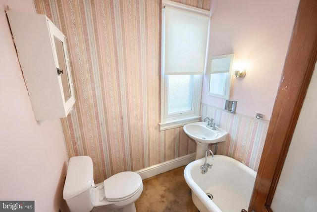 450 PENNSYLVANIA AVE, York, PA 17404