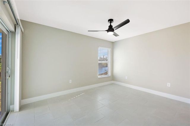 1910 NE 42nd TER, Cape Coral, FL 33909