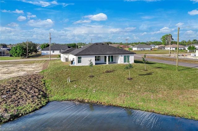 1910 NE 42nd TER, Cape Coral, FL 33909