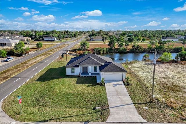 1910 NE 42nd TER, Cape Coral, FL 33909