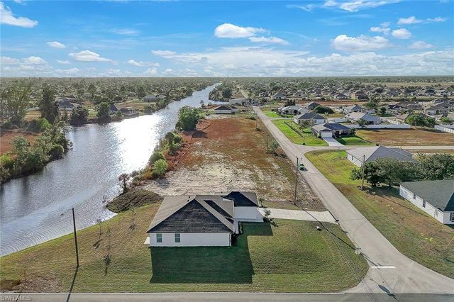 1910 NE 42nd TER, Cape Coral, FL 33909