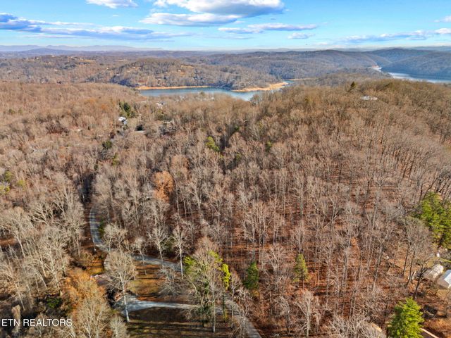 Mountain Lake Drive, Rocky Top, TN 37769