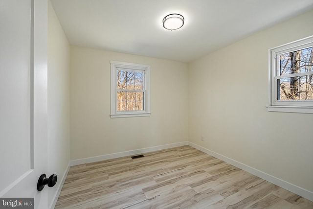 231 LAUREL BRIDGE RD, Landenberg, PA 19350