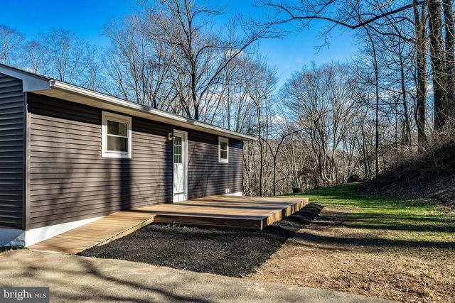 231 LAUREL BRIDGE RD, Landenberg, PA 19350