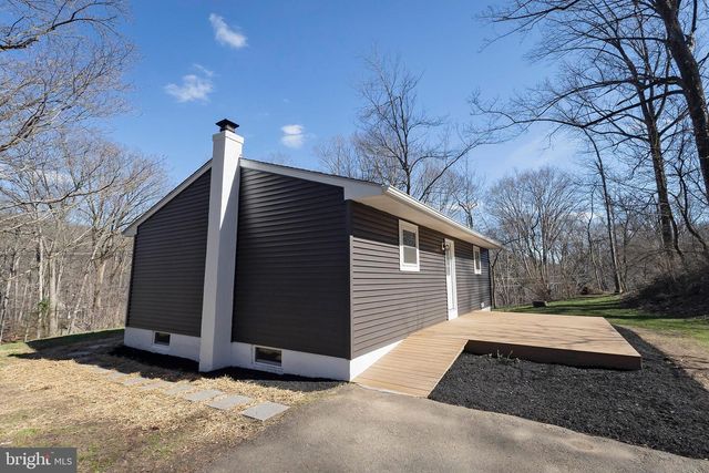 231 LAUREL BRIDGE RD, Landenberg, PA 19350