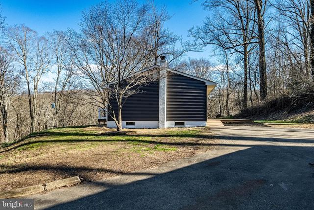 231 LAUREL BRIDGE RD, Landenberg, PA 19350