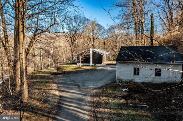 231 LAUREL BRIDGE RD, Landenberg, PA 19350