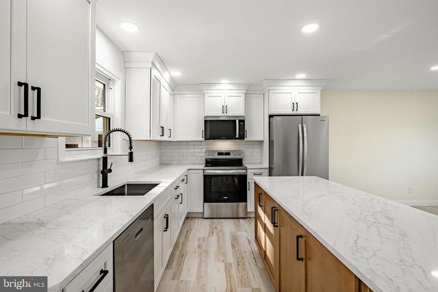 231 LAUREL BRIDGE RD, Landenberg, PA 19350