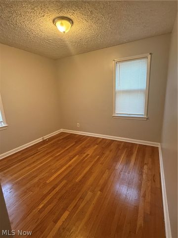 5469 Thomas Street, Maple Heights, OH 44137