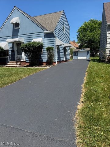 5469 Thomas Street, Maple Heights, OH 44137