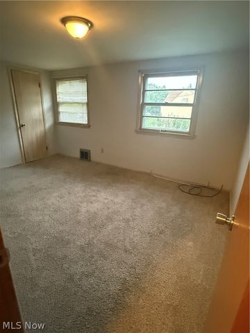 5469 Thomas Street, Maple Heights, OH 44137