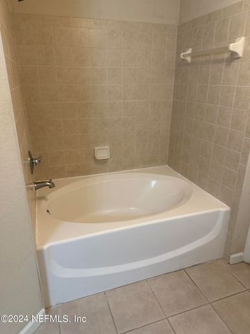 8550 TOUCHTON Road 1323, Jacksonville, FL 32216