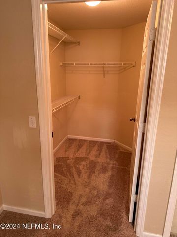 8550 TOUCHTON Road 1323, Jacksonville, FL 32216