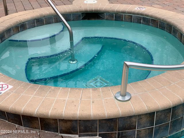 8550 TOUCHTON Road 1323, Jacksonville, FL 32216