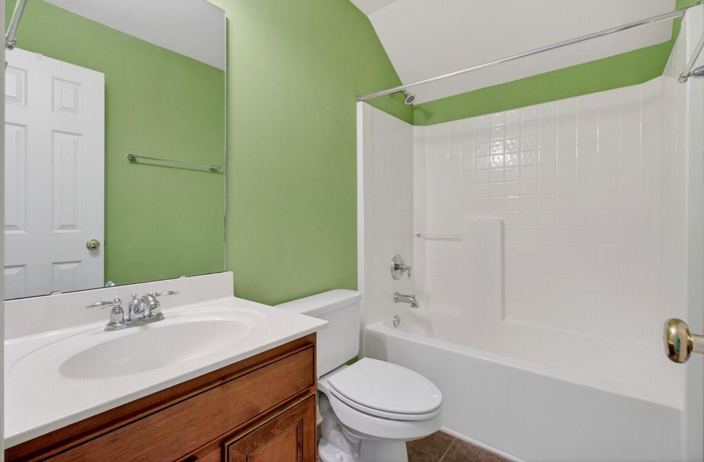 Image 33 of property listing at 152 Back Tee Circle, Summerville, SC 29485