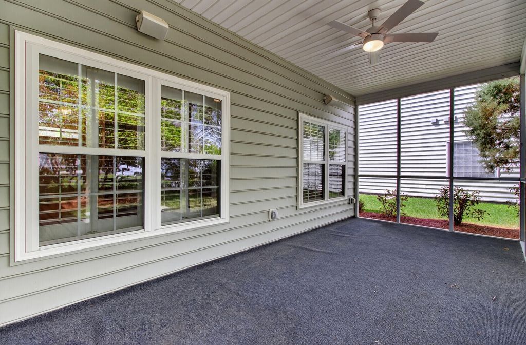 Image 34 of property listing at 152 Back Tee Circle, Summerville, SC 29485