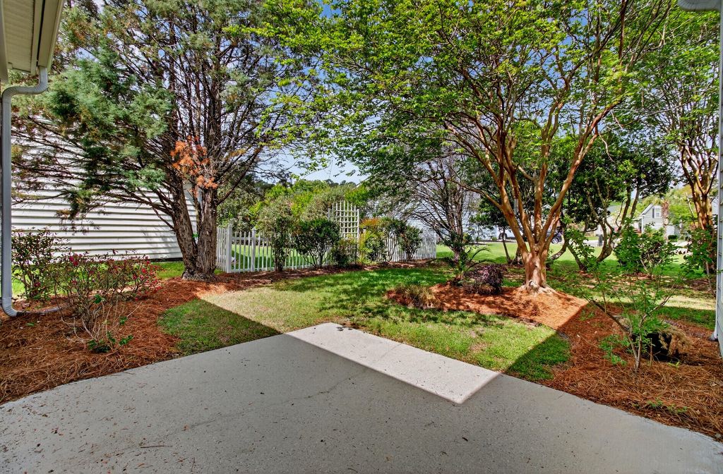 Image 36 of property listing at 152 Back Tee Circle, Summerville, SC 29485