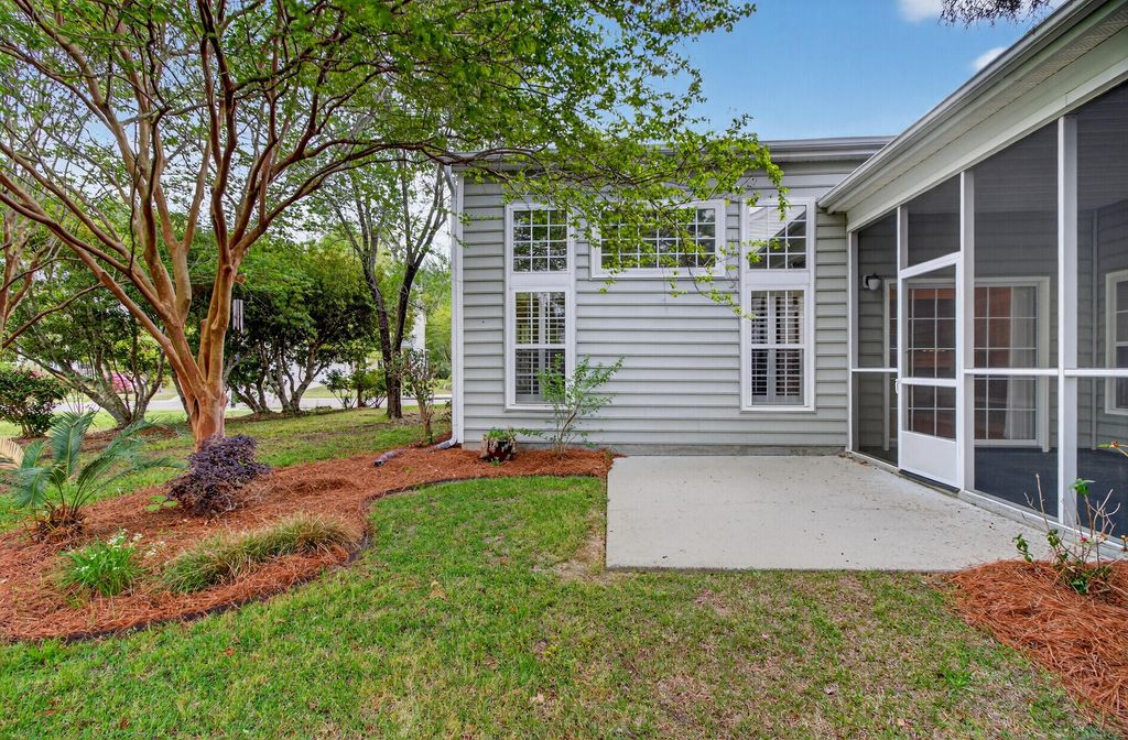 Image 37 of property listing at 152 Back Tee Circle, Summerville, SC 29485