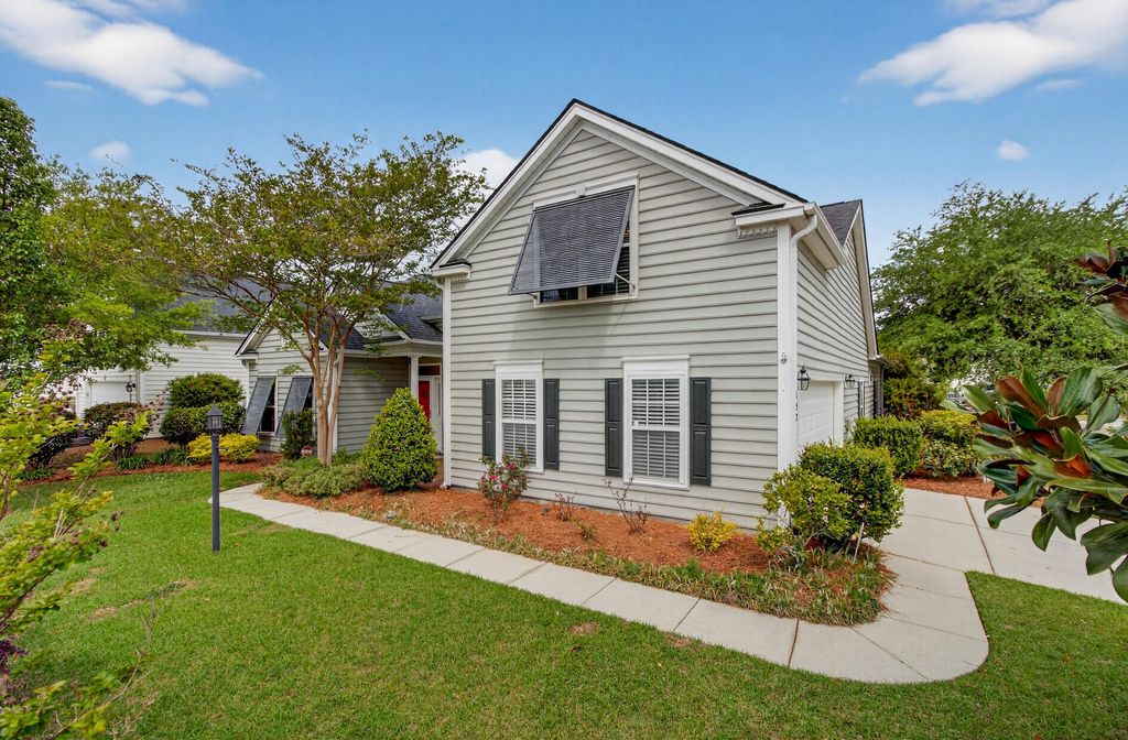 Image 40 of property listing at 152 Back Tee Circle, Summerville, SC 29485