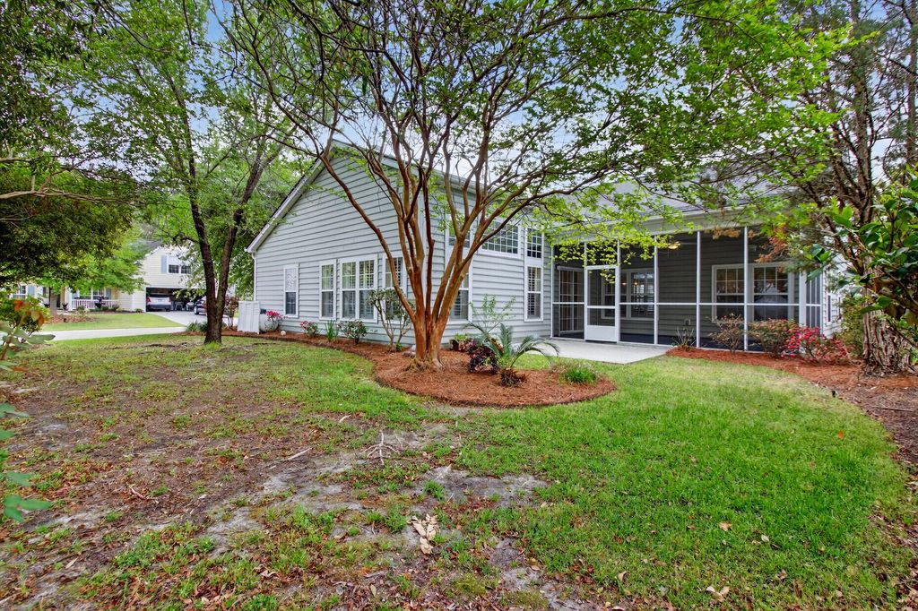 Image 41 of property listing at 152 Back Tee Circle, Summerville, SC 29485