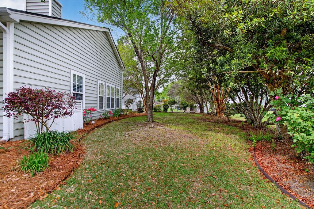 Image 42 of property listing at 152 Back Tee Circle, Summerville, SC 29485