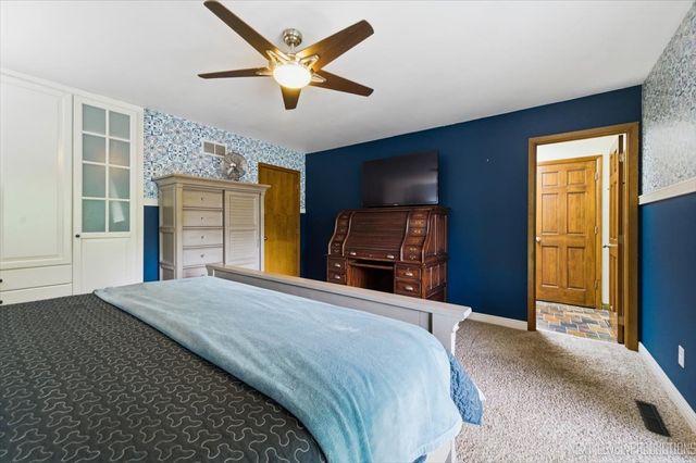 738 Bernadette Lane, Batavia, IL 60510