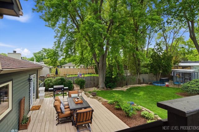 738 Bernadette Lane, Batavia, IL 60510