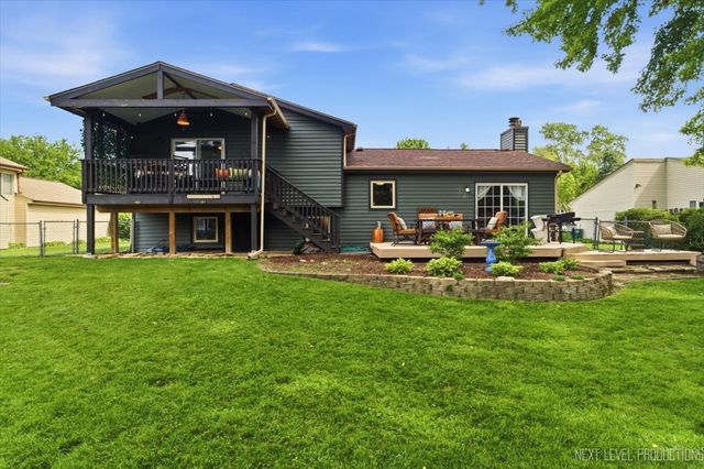 738 Bernadette Lane, Batavia, IL 60510