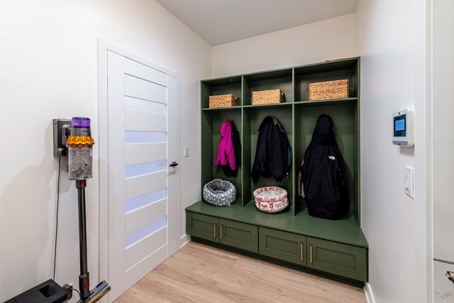 145 N Elmwood Avenue, Wood Dale, IL 60191