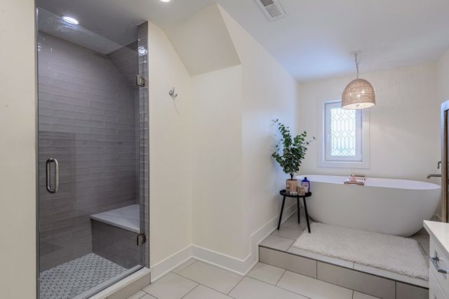 145 N Elmwood Avenue, Wood Dale, IL 60191