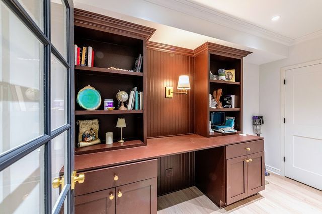 145 N Elmwood Avenue, Wood Dale, IL 60191