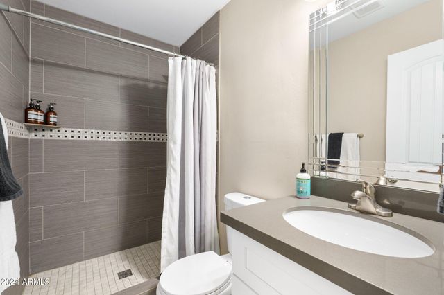 2025 N 66th Street, Scottsdale, AZ 85257