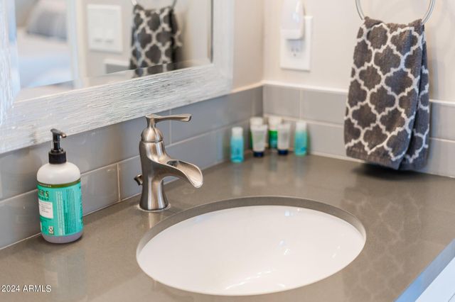 2025 N 66th Street, Scottsdale, AZ 85257