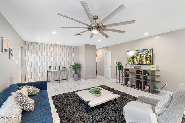 2025 N 66th Street, Scottsdale, AZ 85257