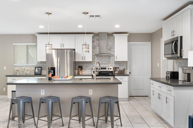 2025 N 66th Street, Scottsdale, AZ 85257