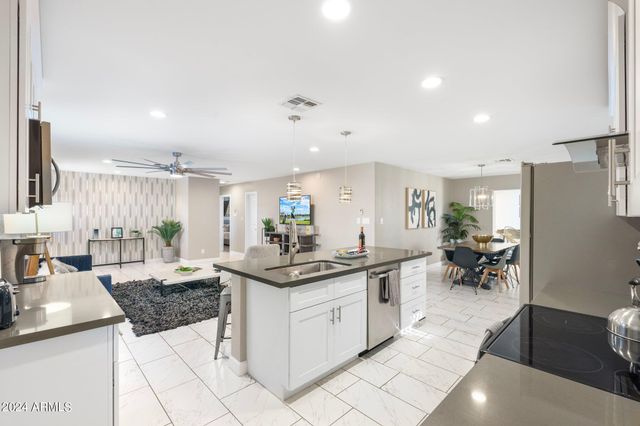 2025 N 66th Street, Scottsdale, AZ 85257