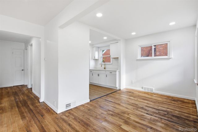 18636 Mark Twain Street, Detroit, MI 48235