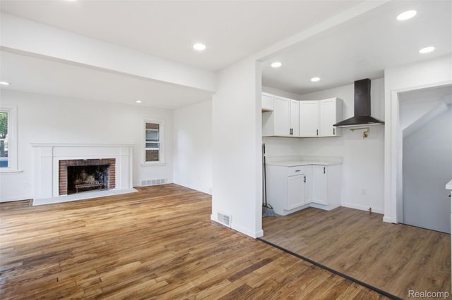 18636 Mark Twain Street, Detroit, MI 48235