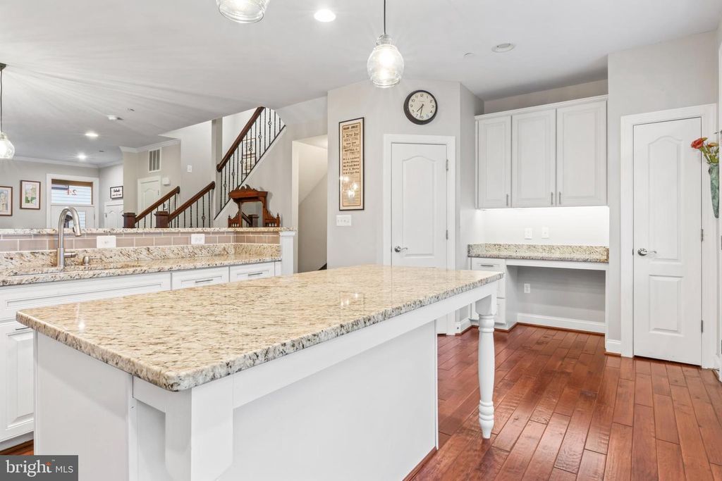Image 29 of property listing at 24 MAXWELL SQ, Frederick, MD 21701