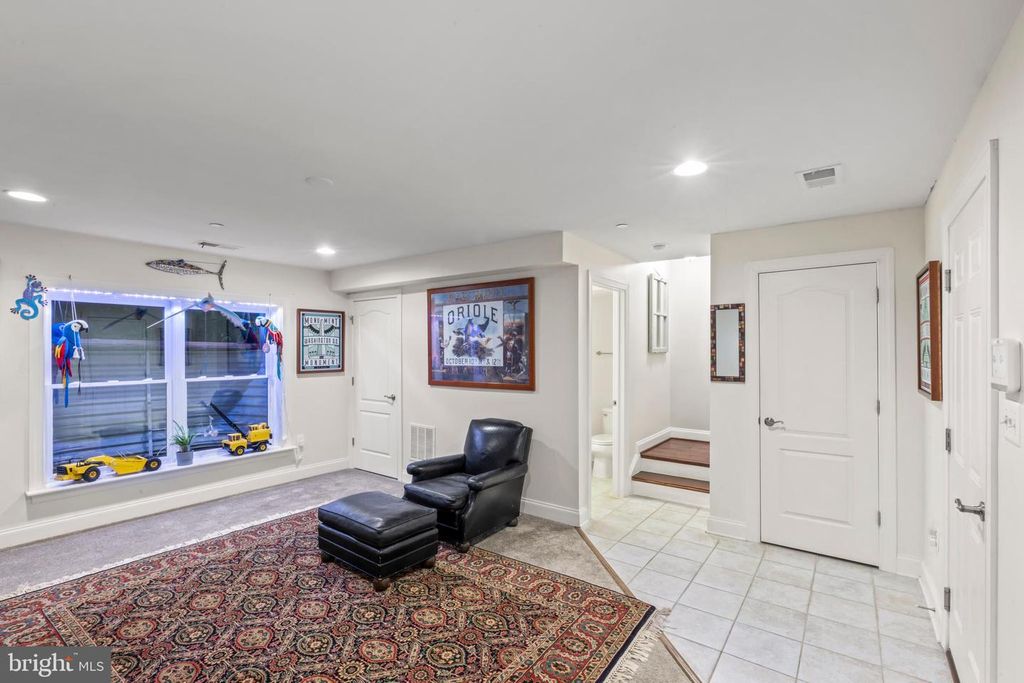 Image 39 of property listing at 24 MAXWELL SQ, Frederick, MD 21701