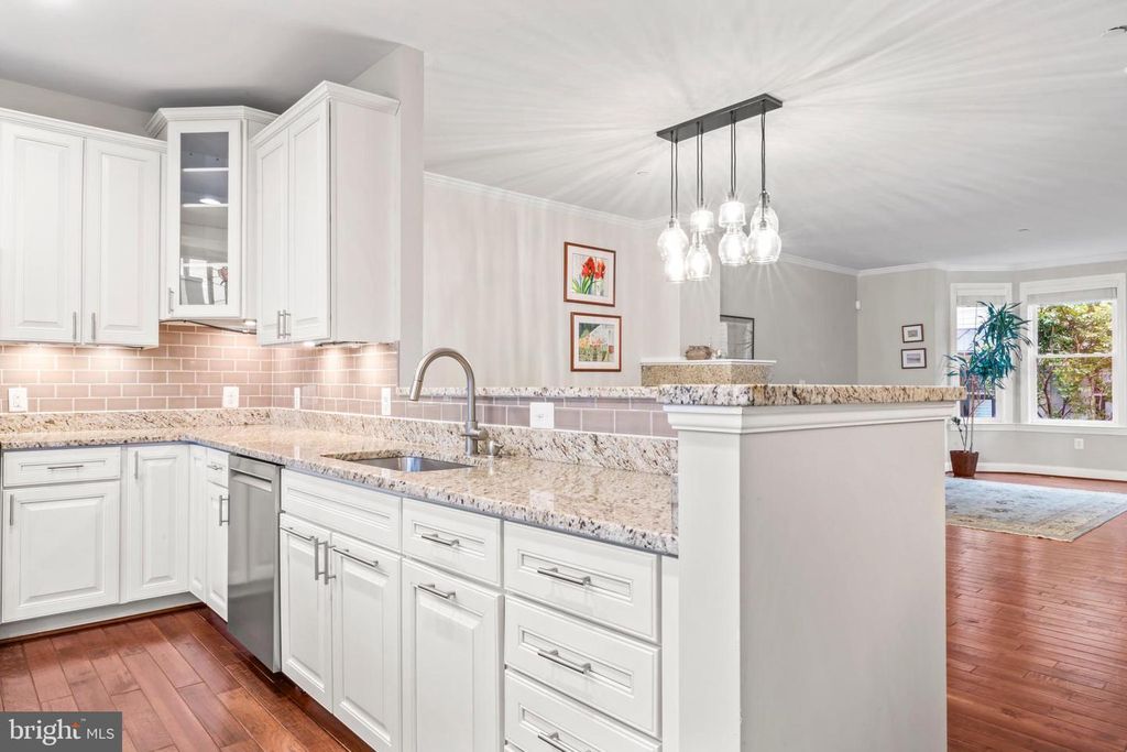 Image 41 of property listing at 24 MAXWELL SQ, Frederick, MD 21701