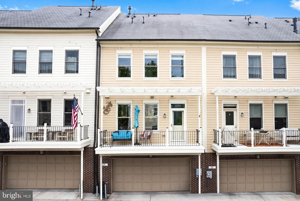 Image 51 of property listing at 24 MAXWELL SQ, Frederick, MD 21701
