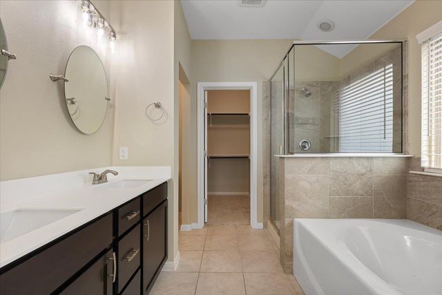 111 Crooked TRL, Bastrop, TX 78602