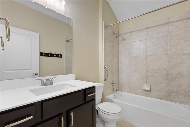 111 Crooked TRL, Bastrop, TX 78602