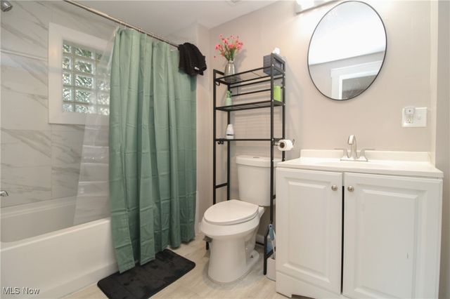 310 Clyde Street, Youngstown, OH 44510