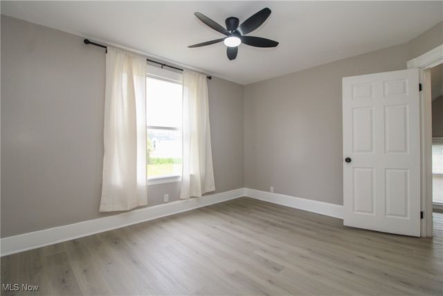 310 Clyde Street, Youngstown, OH 44510